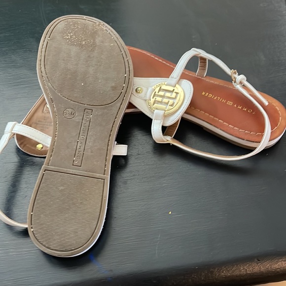 Tommy Hilfiger white and gold sandals - Picture 4 of 4